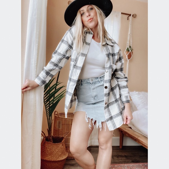 FLANNEL SHACKET - Picture 7 of 13